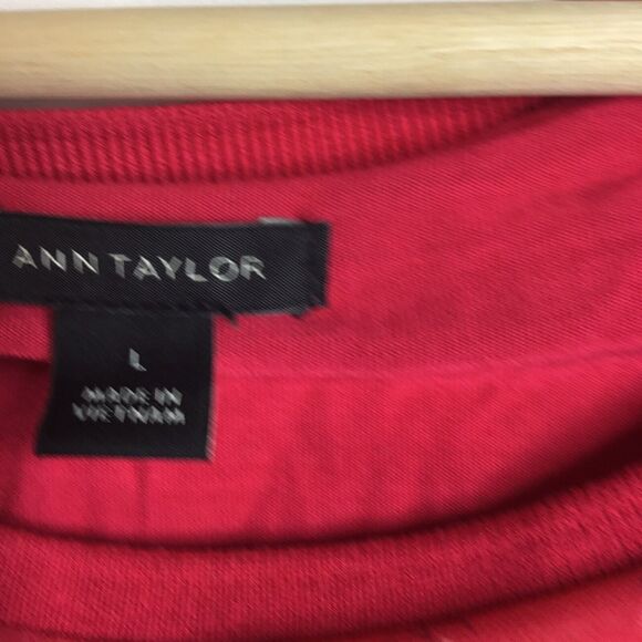 Ann Taylor Blouse Top Short Sleeve Semi Sheer Lined Red Size Large scoop neck - Picture 4 of 7